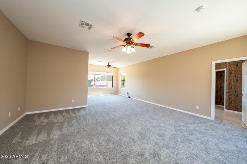 DSC01127-Enhanced-NR