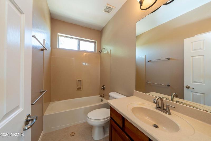 DSC01177-Enhanced-NR