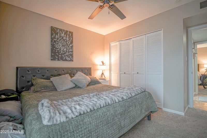 702 E Coral Gables Dr X-4