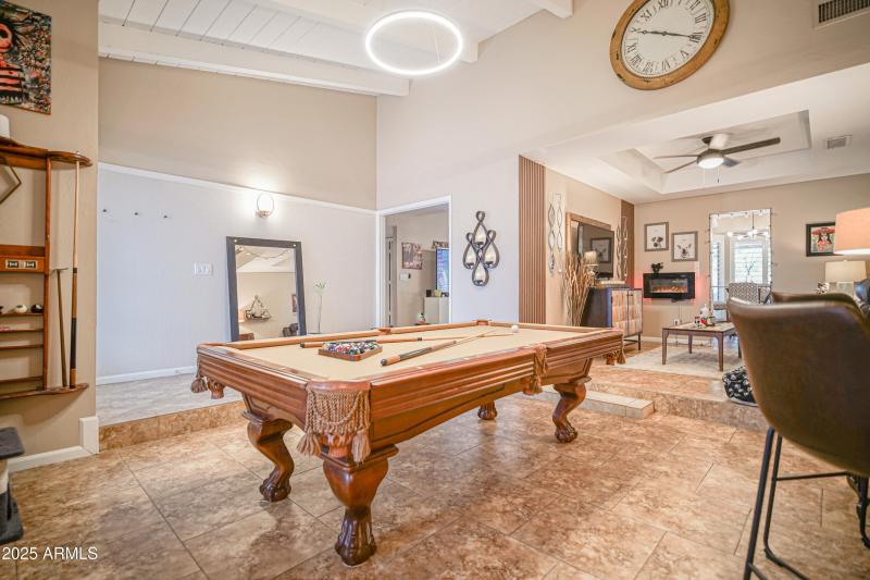 702 E Coral Gables Dr X-14