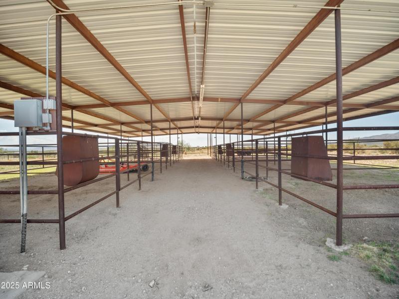 8 Horse Stalls