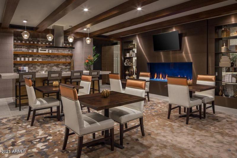 20170816210813193364000000-o