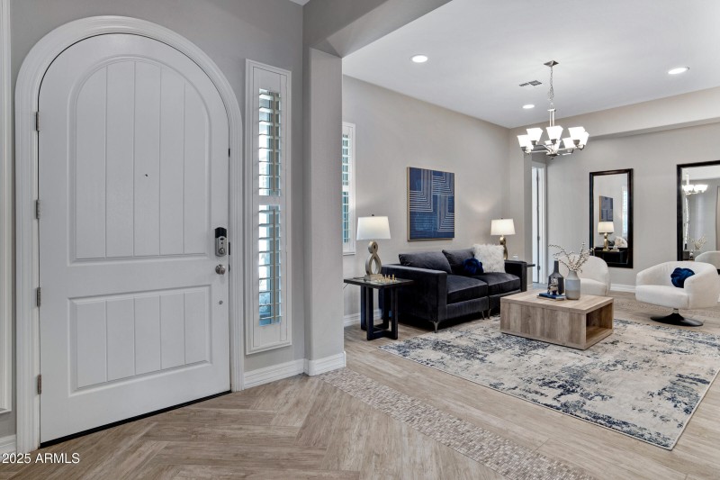 2027 E La Costa Ct-9