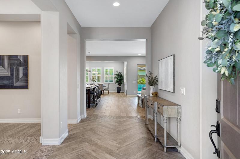 2027 E La Costa Ct-7