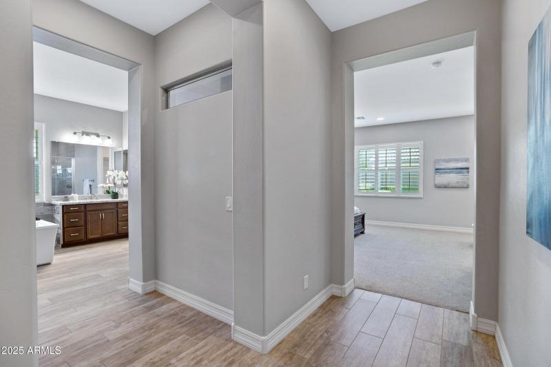 2027 E La Costa Ct-50