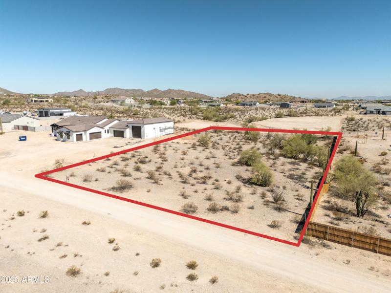 with-outlines_0015_16