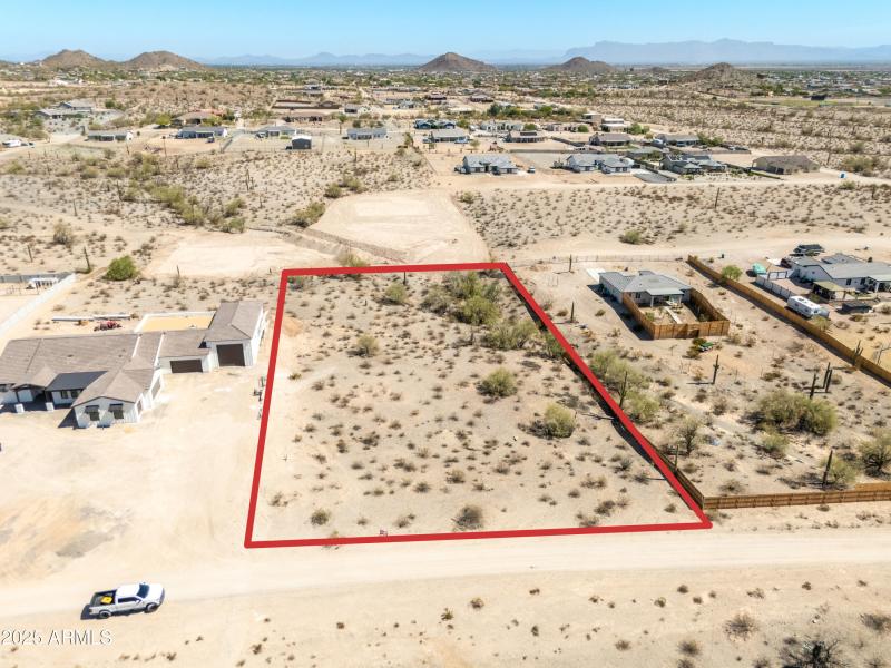 with-outlines_0006_7