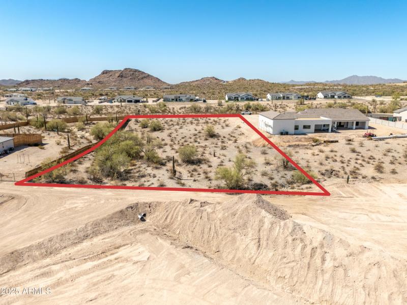 with-outlines_0000_1