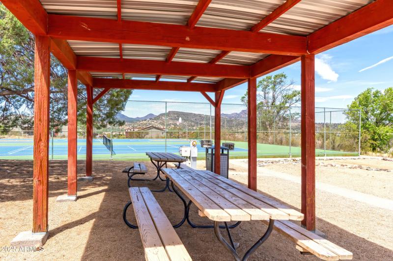 Shoshone Amenities - 05