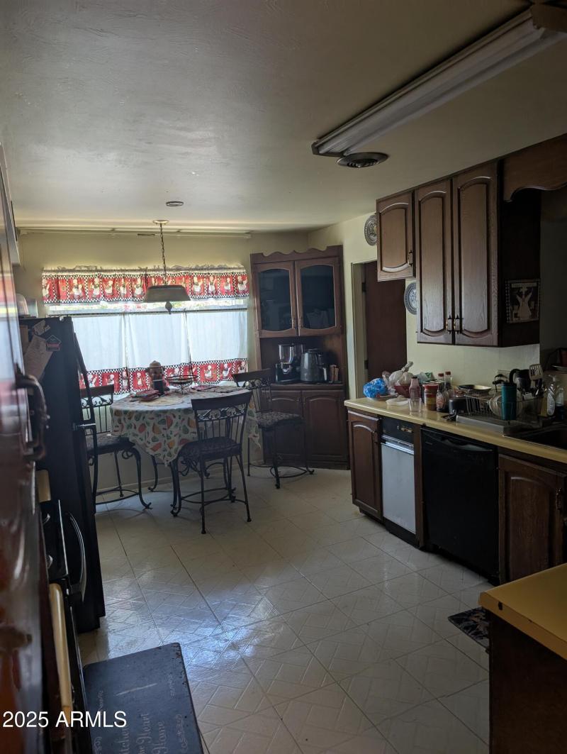 PXL_20250806_190155834.MP