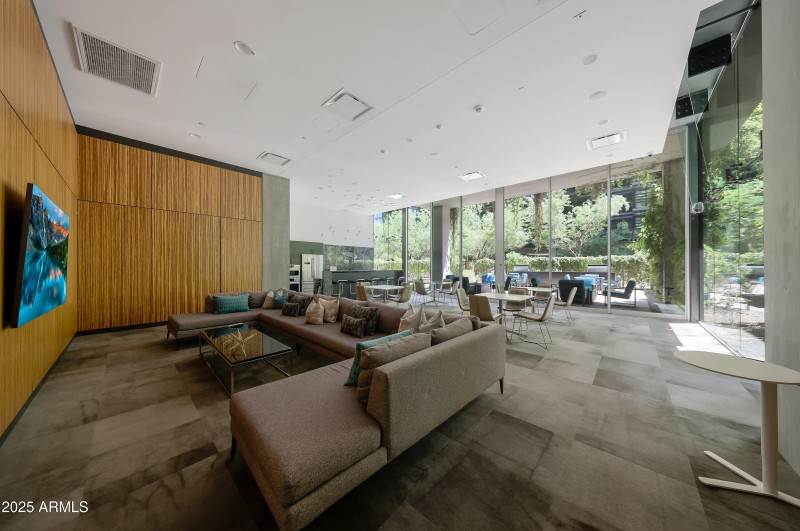 Common entertainment space