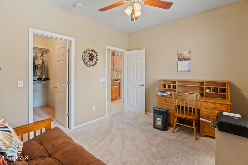 26011 W Tonopah Dr-48
