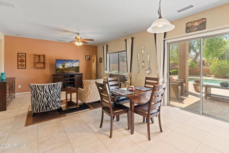 26011 W Tonopah Dr-54