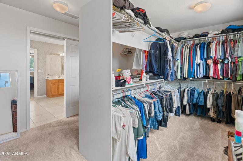 26011 W Tonopah Dr-37