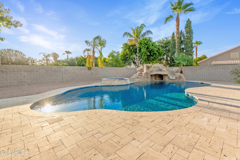 60 - SIERRA MADRE 2060