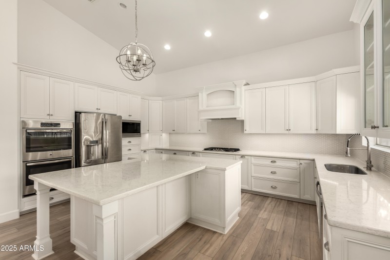 26 - SIERRA MADRE 2060