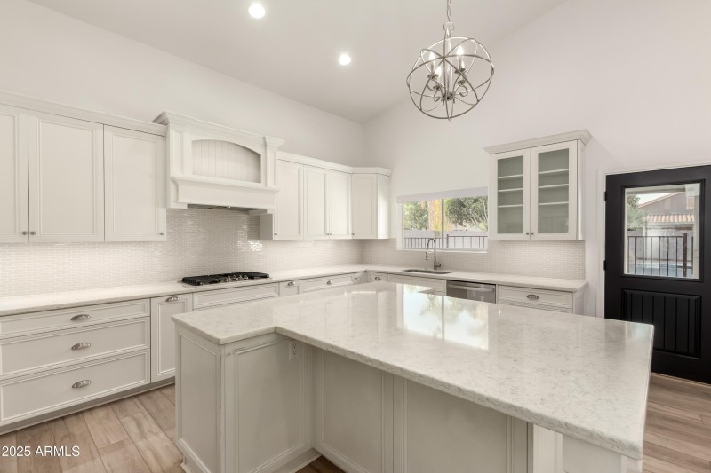 27 - SIERRA MADRE 2060