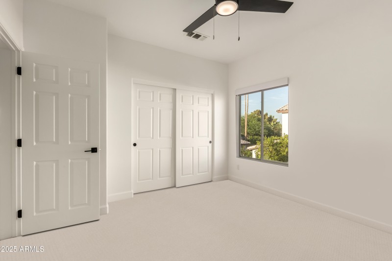 39-SIERRA-MADRE-2060