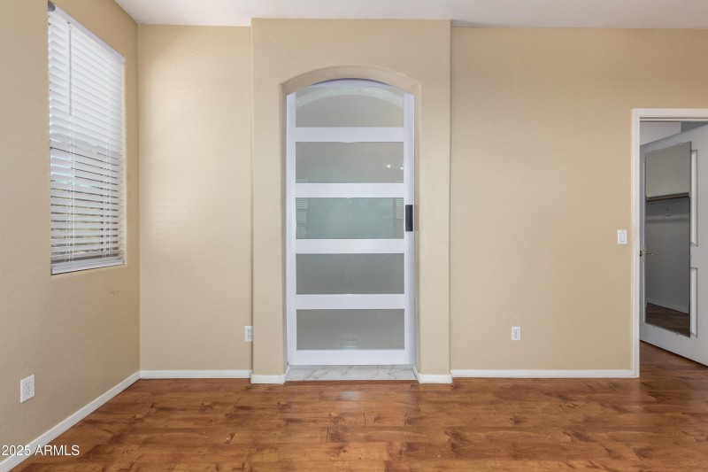 68970a_08 - Kingbird Place