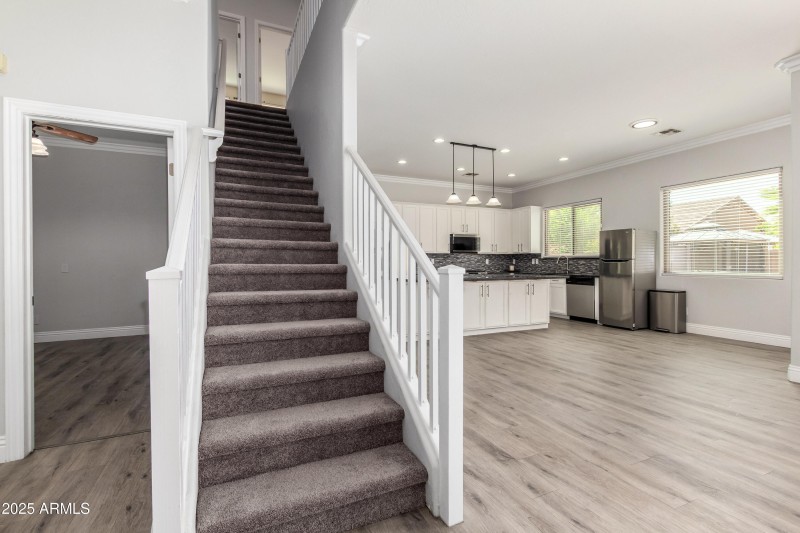 68970a_02 - Kingbird Place