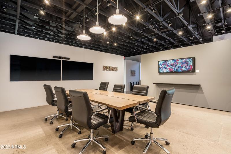 012_Studio Conference Area