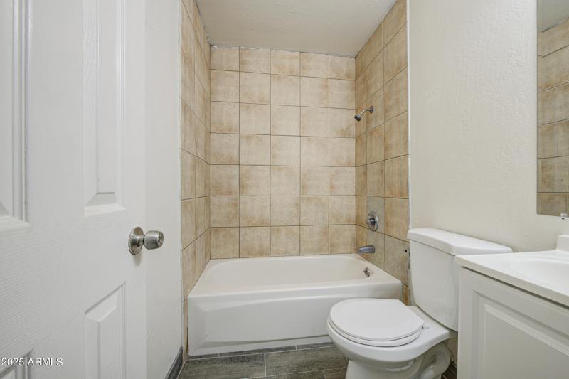 Bathroom 2-pic 1