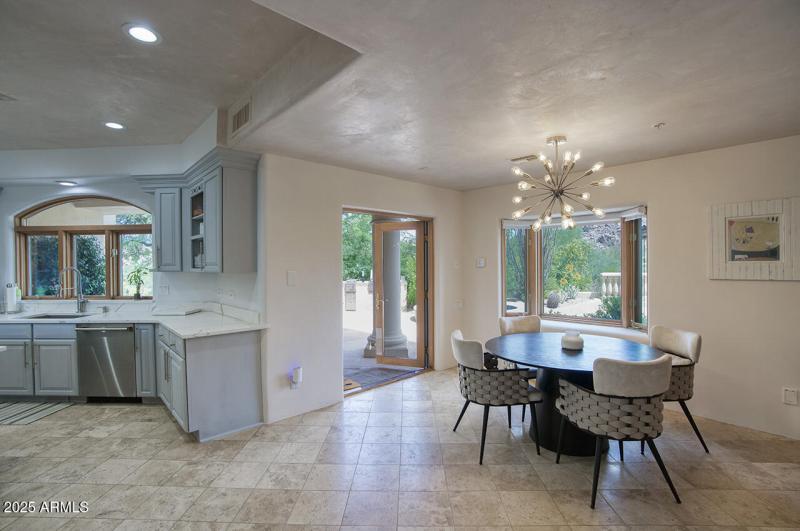 Breakfast Room/Kitchen