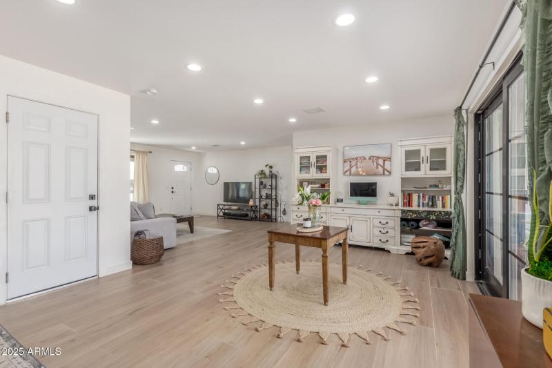 Light and bright floorplan