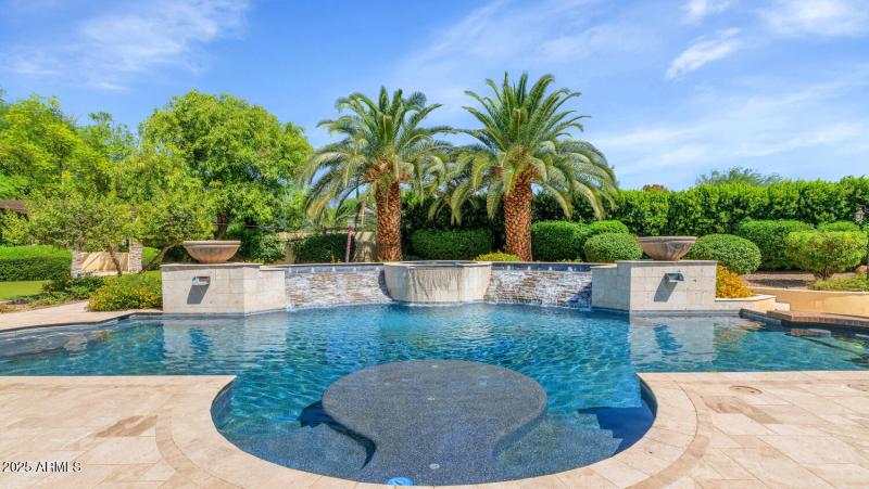 6730 E Sunnyvale Rd-large-053-034-6730 E