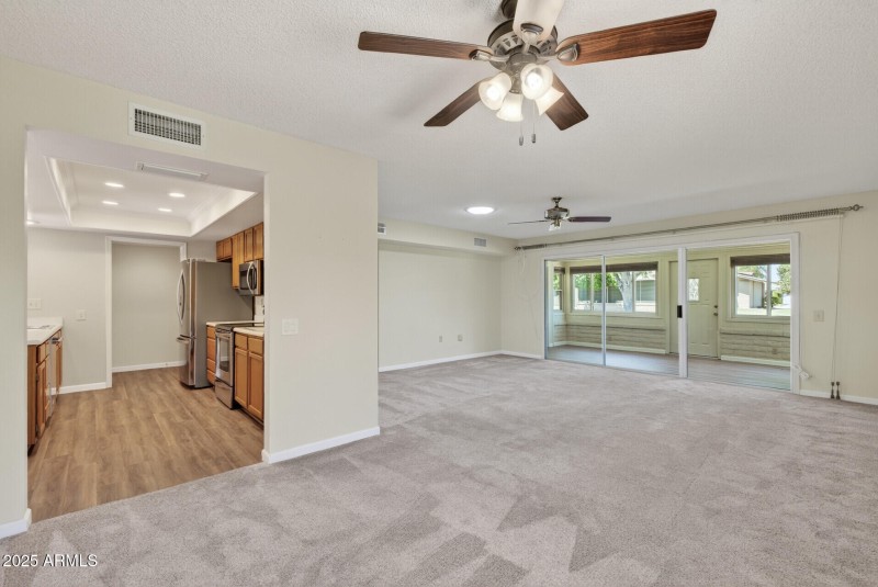 18_12518_W_Prospect16_mls