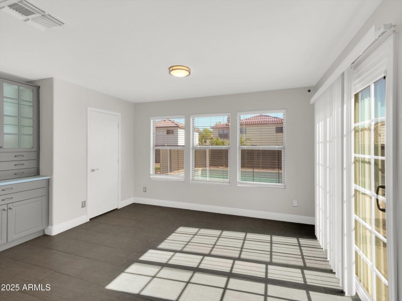 14-11509 E Quicksilver Avenue-14