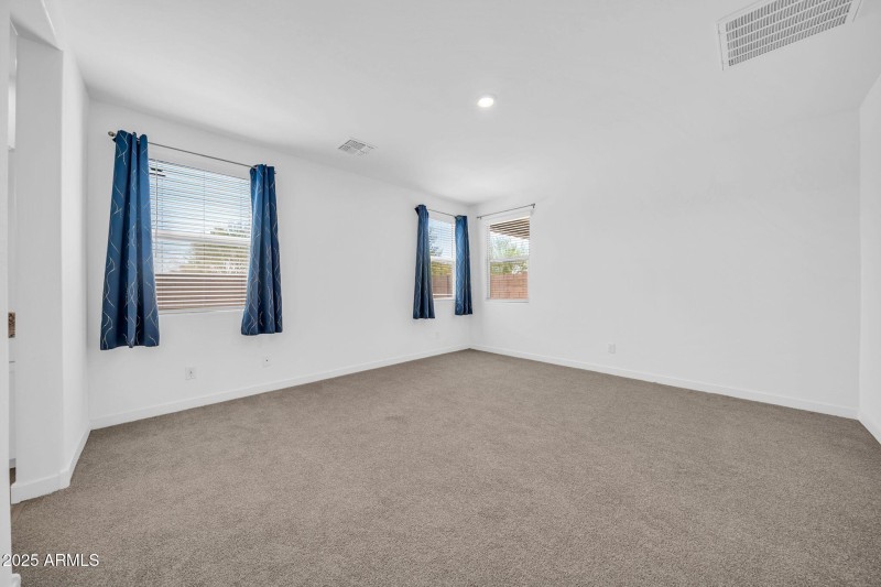 2033 W Burnside Trl-12