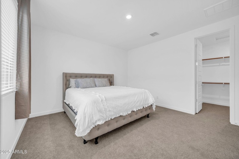 2033 W Burnside Trl-13