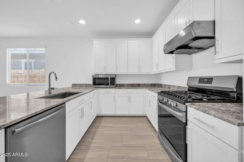 2033 W Burnside Trl-15