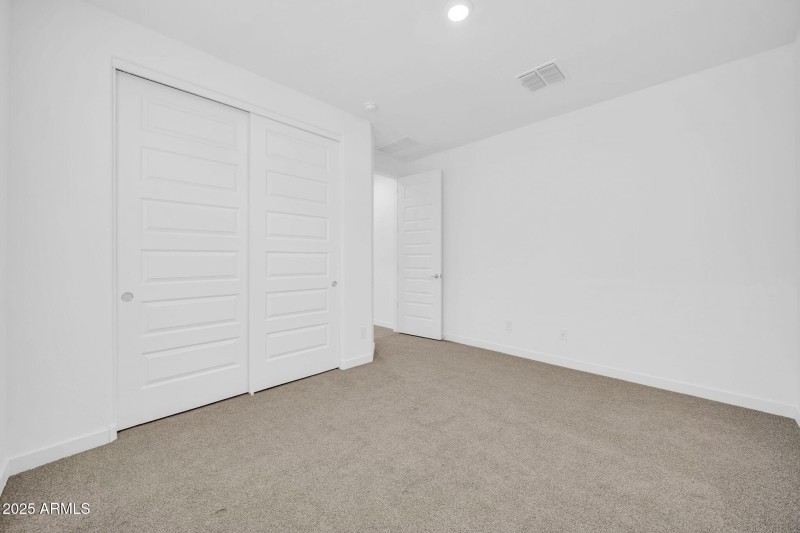 2033 W Burnside Trl-19