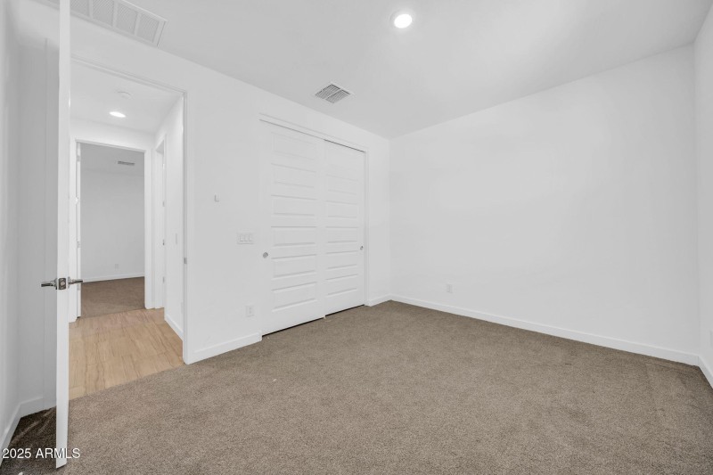 2033 W Burnside Trl-22