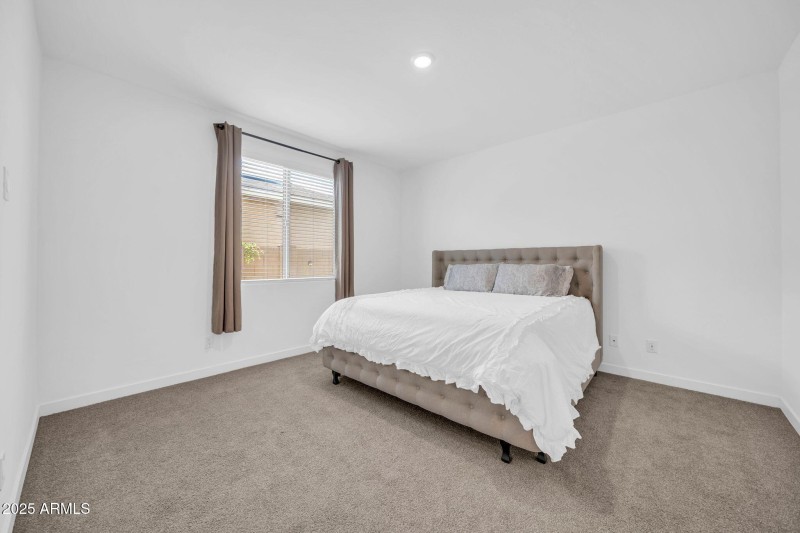 2033 W Burnside Trl-24