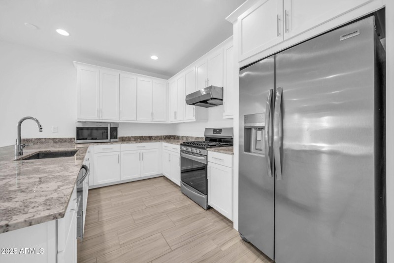 2033 W Burnside Trl-29