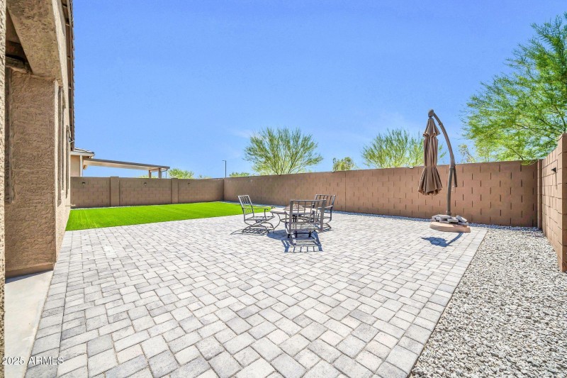 2033 W Burnside Trl-39