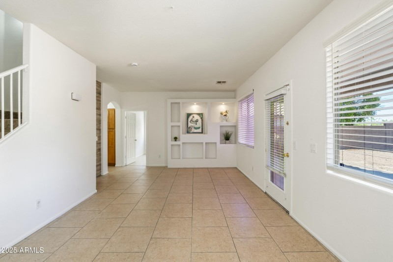 Dining rm/ living room