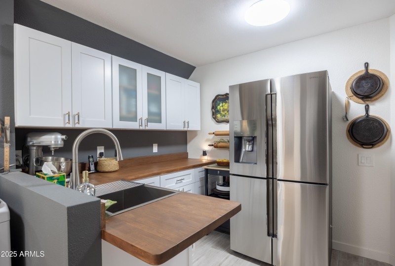 PREP KITCHEN IN UTILITY RM