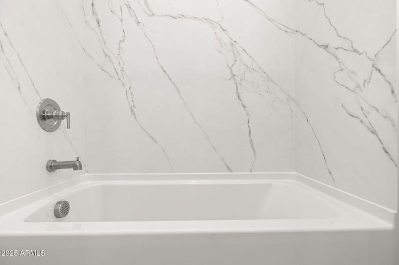 47-web-or-mls-1746-e-questa-dr