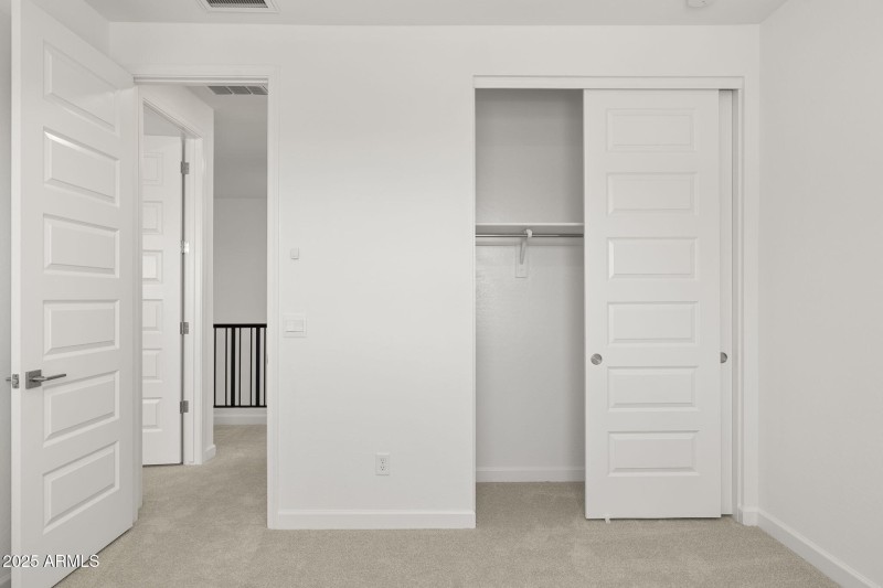 50-web-or-mls-1746-e-questa-dr