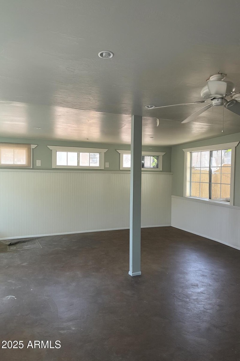 ChatGPT Image AZ Room