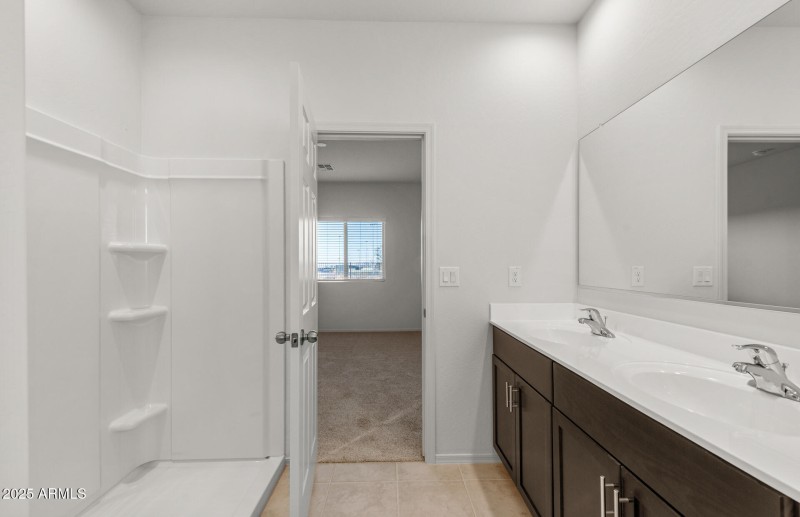 16 - Owner Bathroom 1