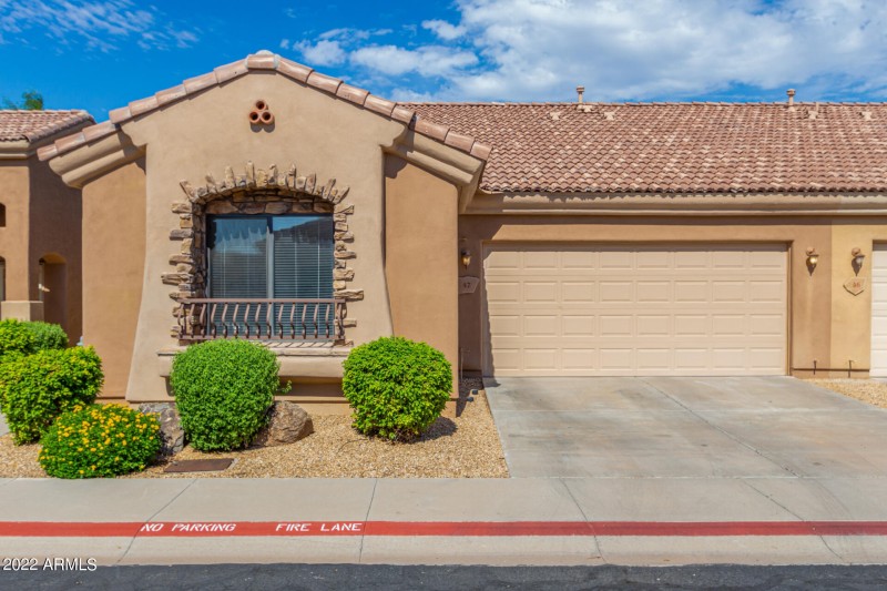 0001-02 - Signal Butte