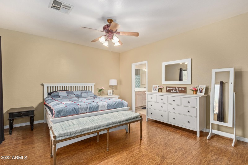 0013-13 - Signal Butte