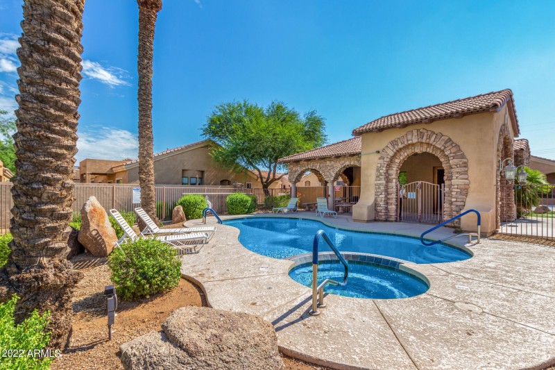 0025-25 - Signal Butte