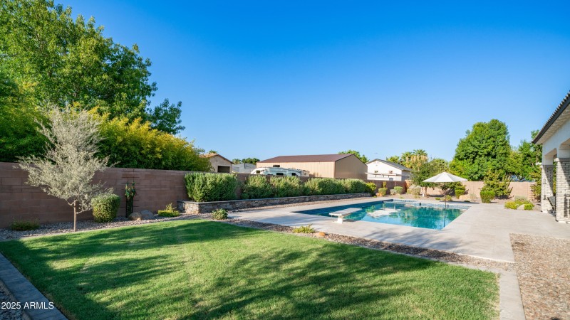 2086 E Trigger Way Exterior Photos-23