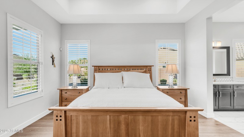 2086 E Trigger Way (11)